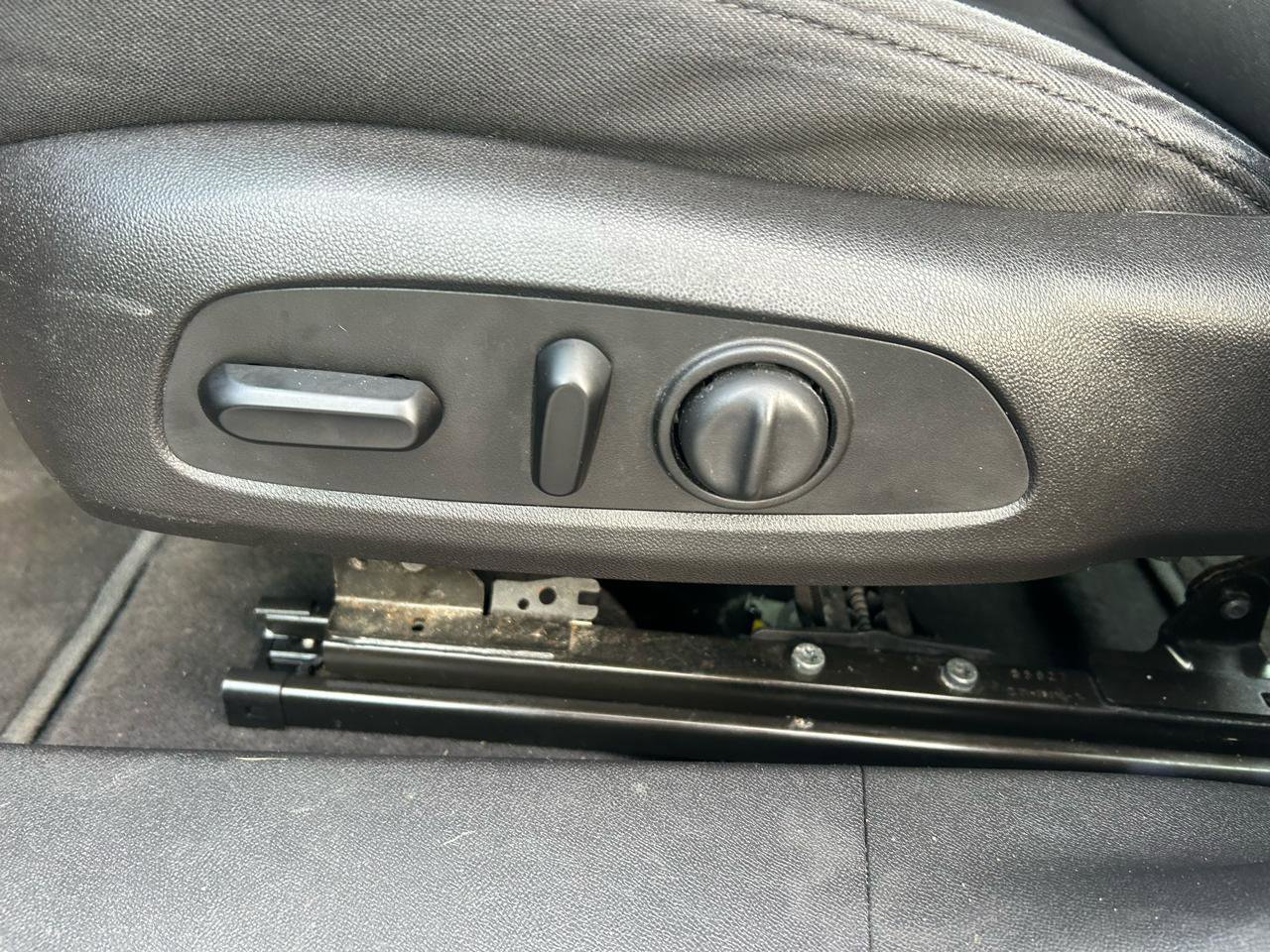 Used 2016 Chevrolet Malibu LT image 13