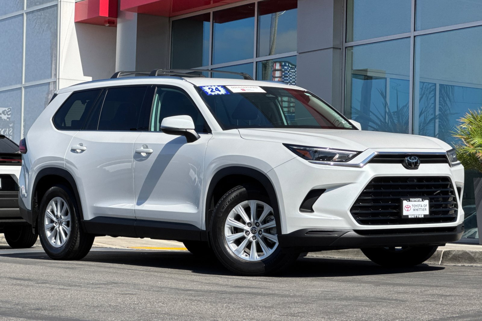 Certified 2024 Toyota Grand Highlander FWD image 2