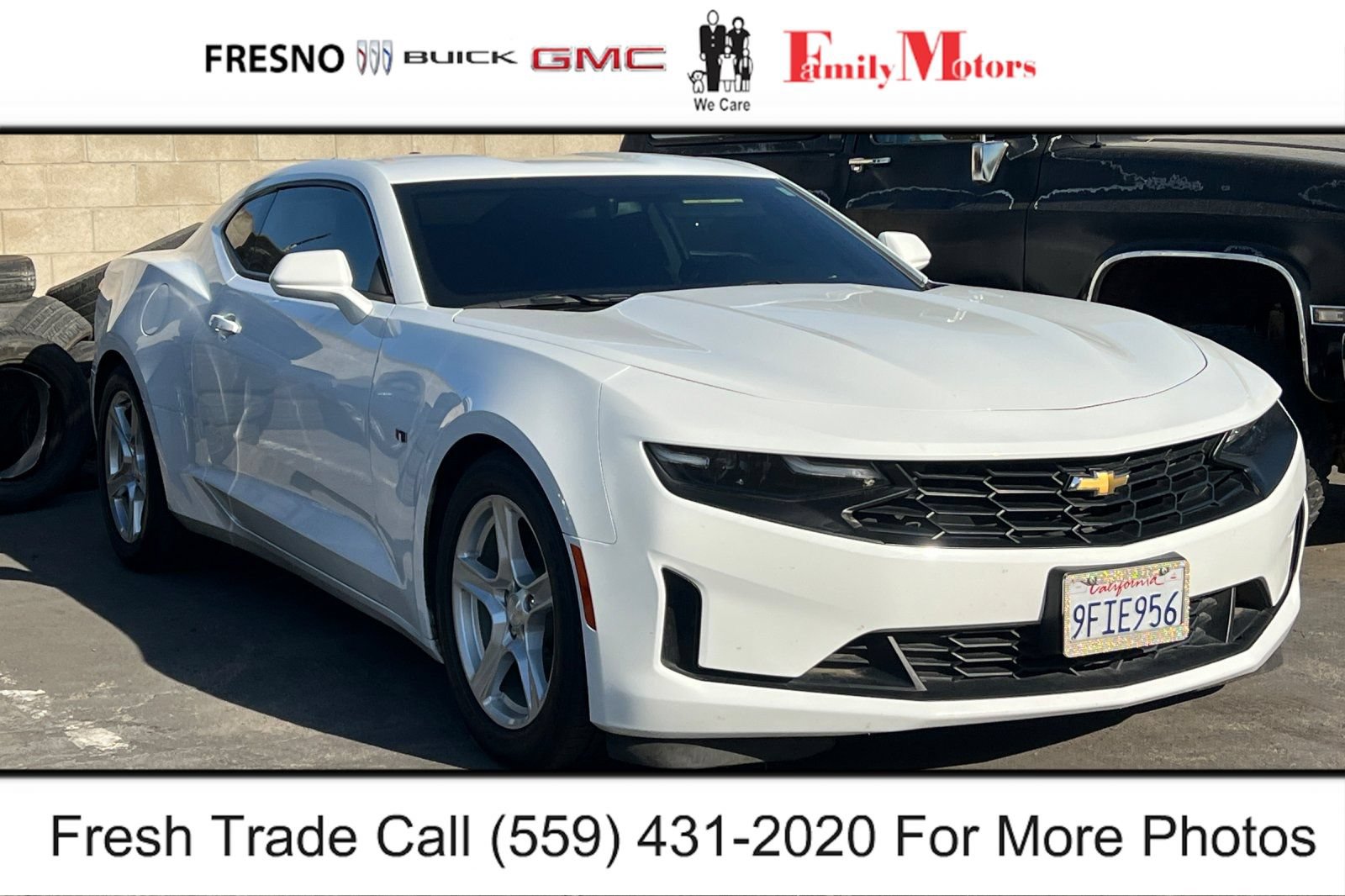Used 2023 Chevrolet Camaro LT RWD image 3