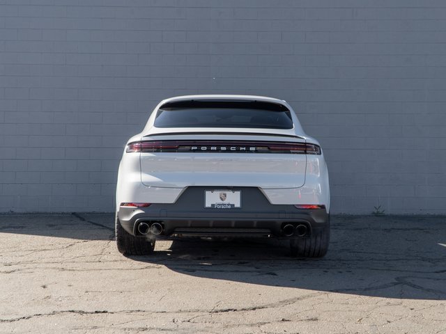 New 2026 Porsche Cayenne S image 6