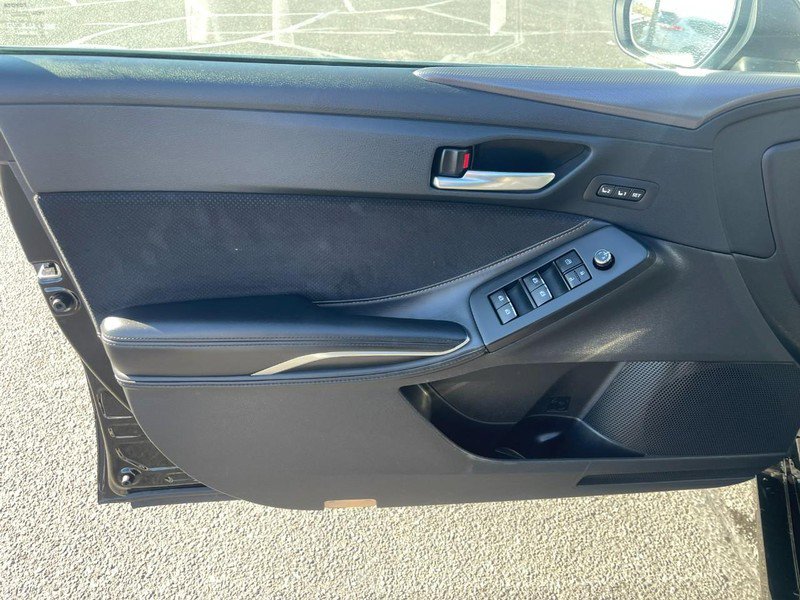 Used 2019 Toyota Avalon Touring w/ All Weather Liner Package image 24