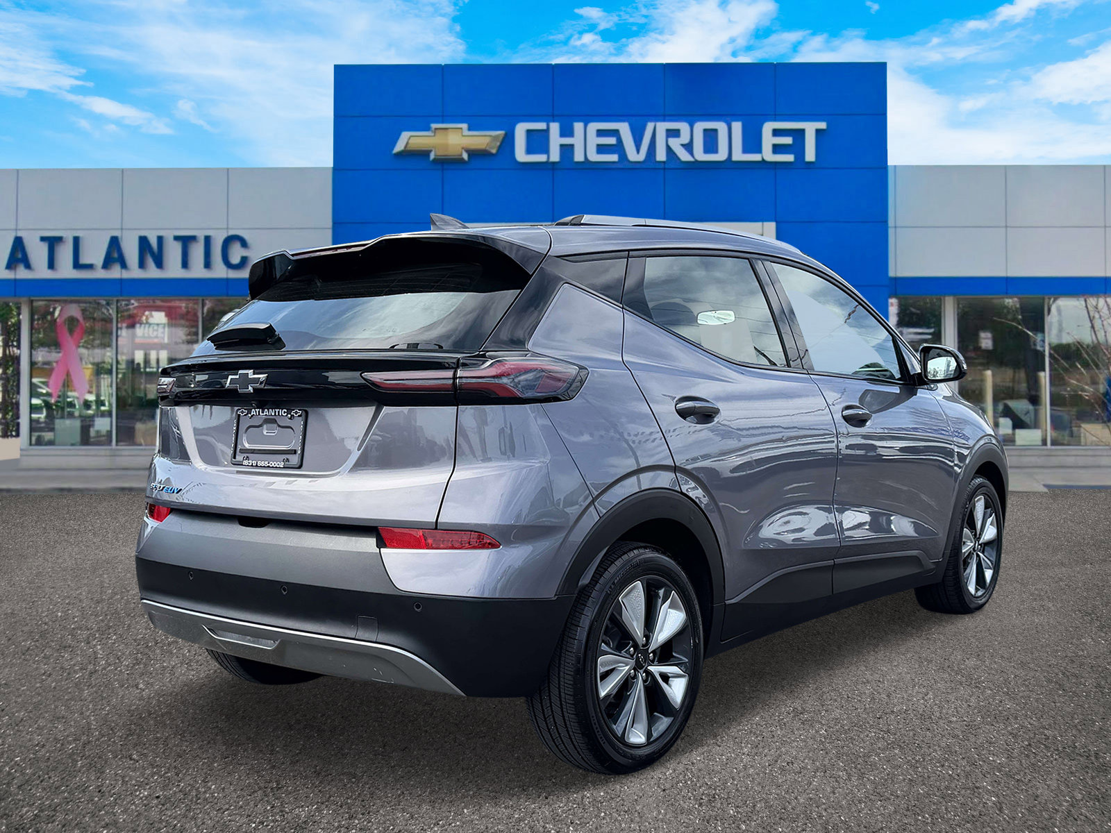 Certified 2022 Chevrolet Bolt EUV LT w/ Convenience Package image 5