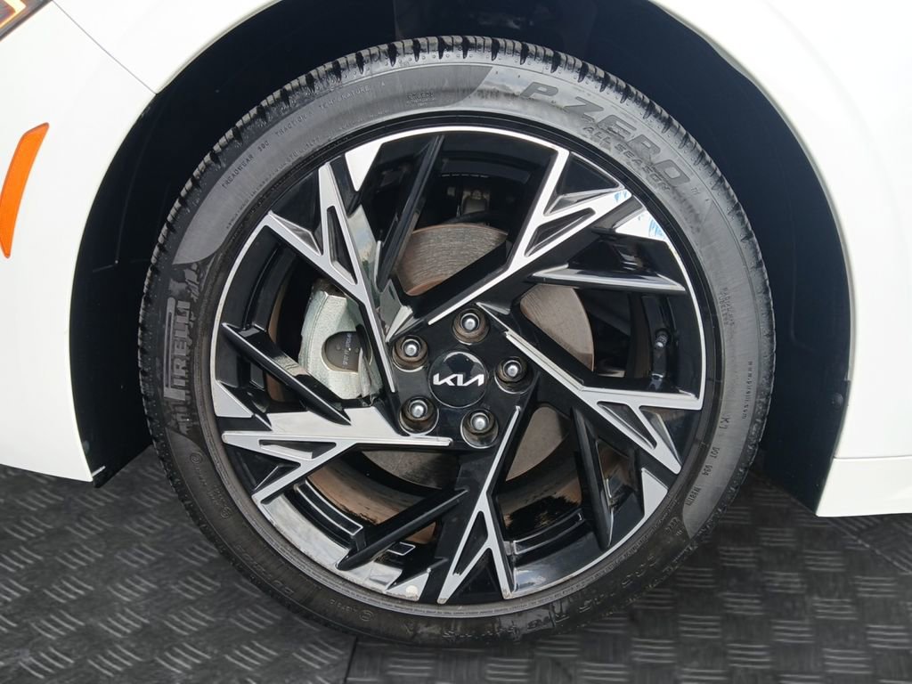 Used 2025 Kia K5 GT-Line w/ GT-Line Premium Package AWD/4WD image 23