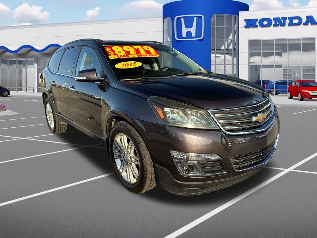 Used 2015 Chevrolet Traverse LT w/ Style and Technology Package AWD/4WD image 1