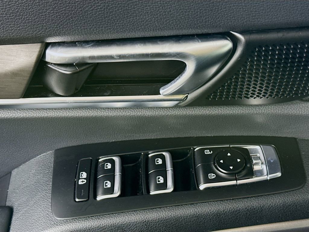 Used 2025 Kia Telluride EX X-Line AWD/4WD image 25