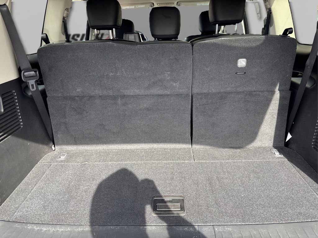 Used 2024 Nissan Armada SV w/ Cargo Package image 11
