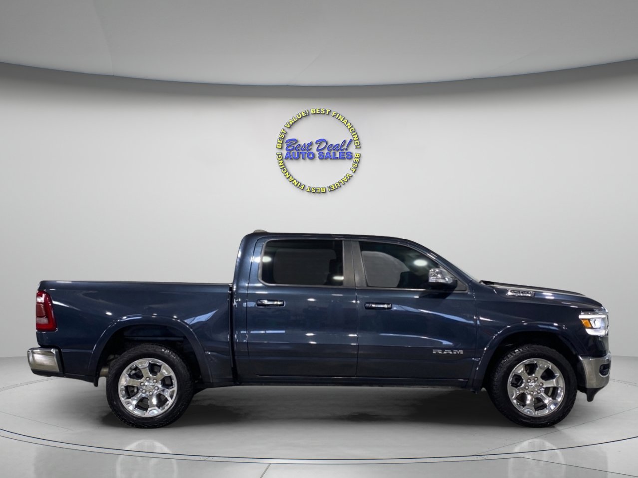 Used 2019 RAM 1500 Laramie image 7