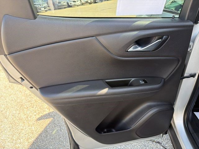 Used 2020 Chevrolet Blazer LT FWD image 13