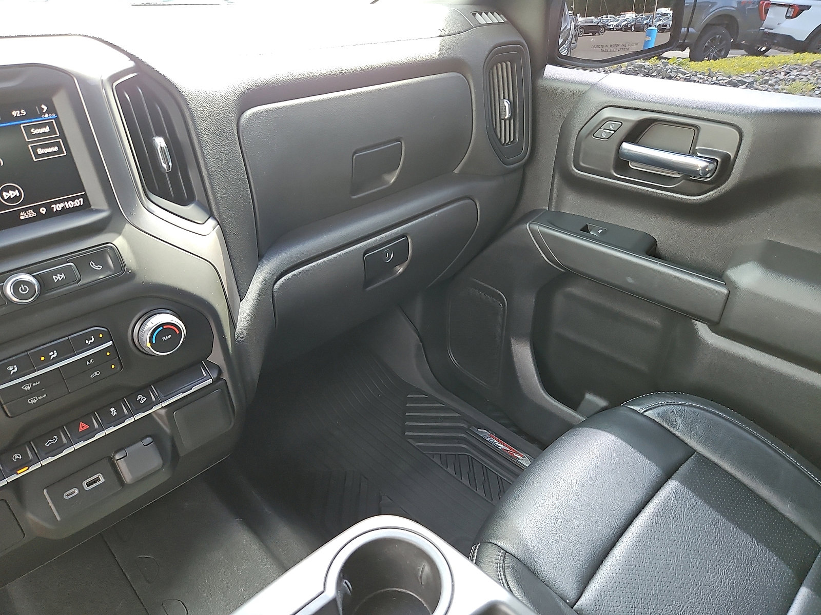 Used 2022 Chevrolet Silverado 1500 Custom Trail Boss AWD/4WD image 22