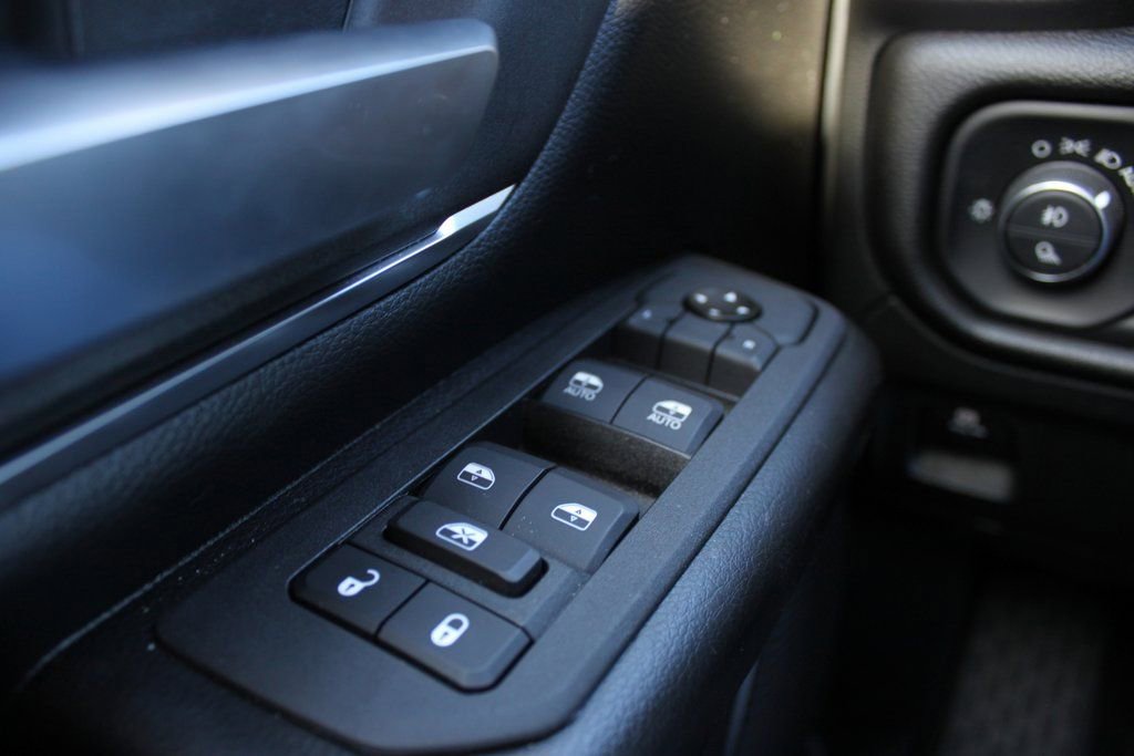 Used 2025 RAM 1500 Big Horn image 12