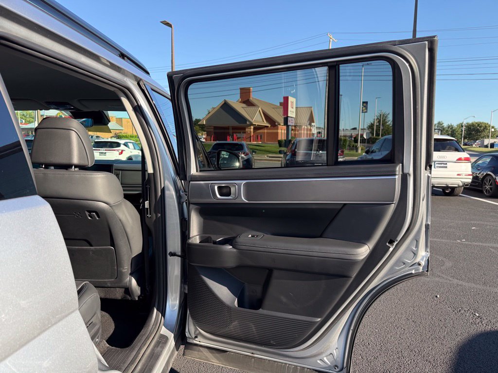 Used 2026 Hyundai Santa Fe SEL AWD/4WD image 18