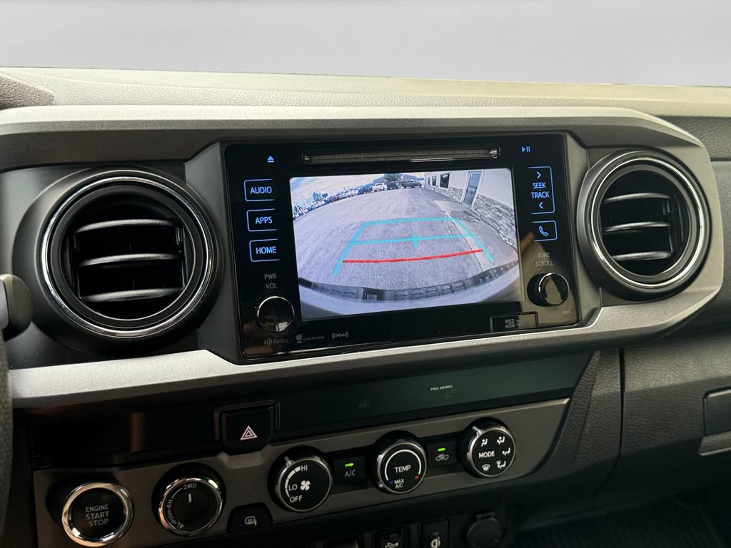 Used 2019 Toyota Tacoma TRD Off-Road w/ Technology Package AWD/4WD image 16