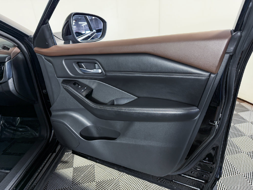 Certified 2022 Nissan Rogue SV w/ SV Premium Package AWD/4WD image 50