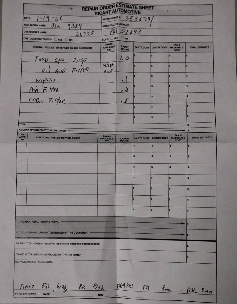 Used 2025 Toyota Corolla LE image 4