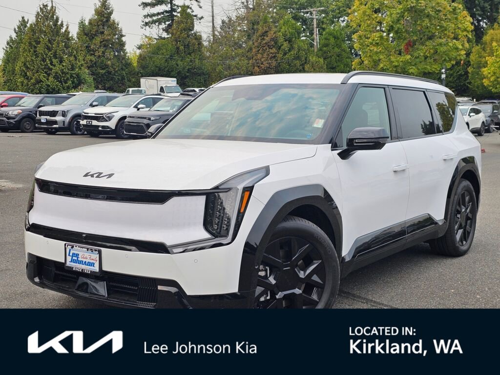 New 2026 Kia EV9 Land w/ Nightfall Edition Package