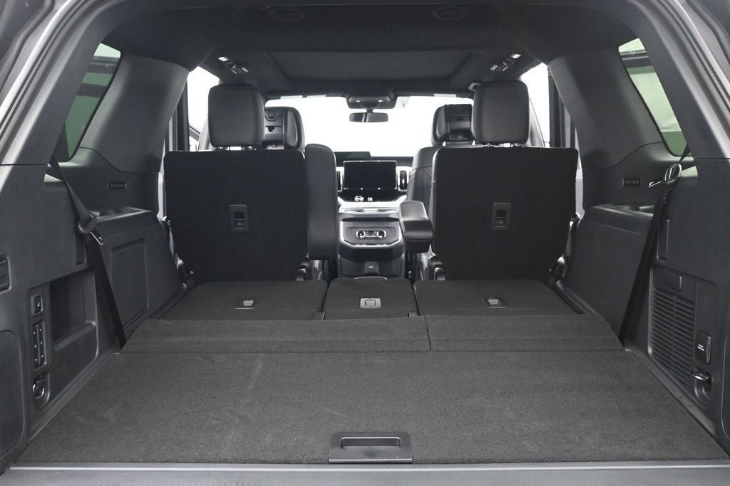 New 2026 Ford Expedition Platinum w/ Stealth Appearance Package AWD/4WD image 28