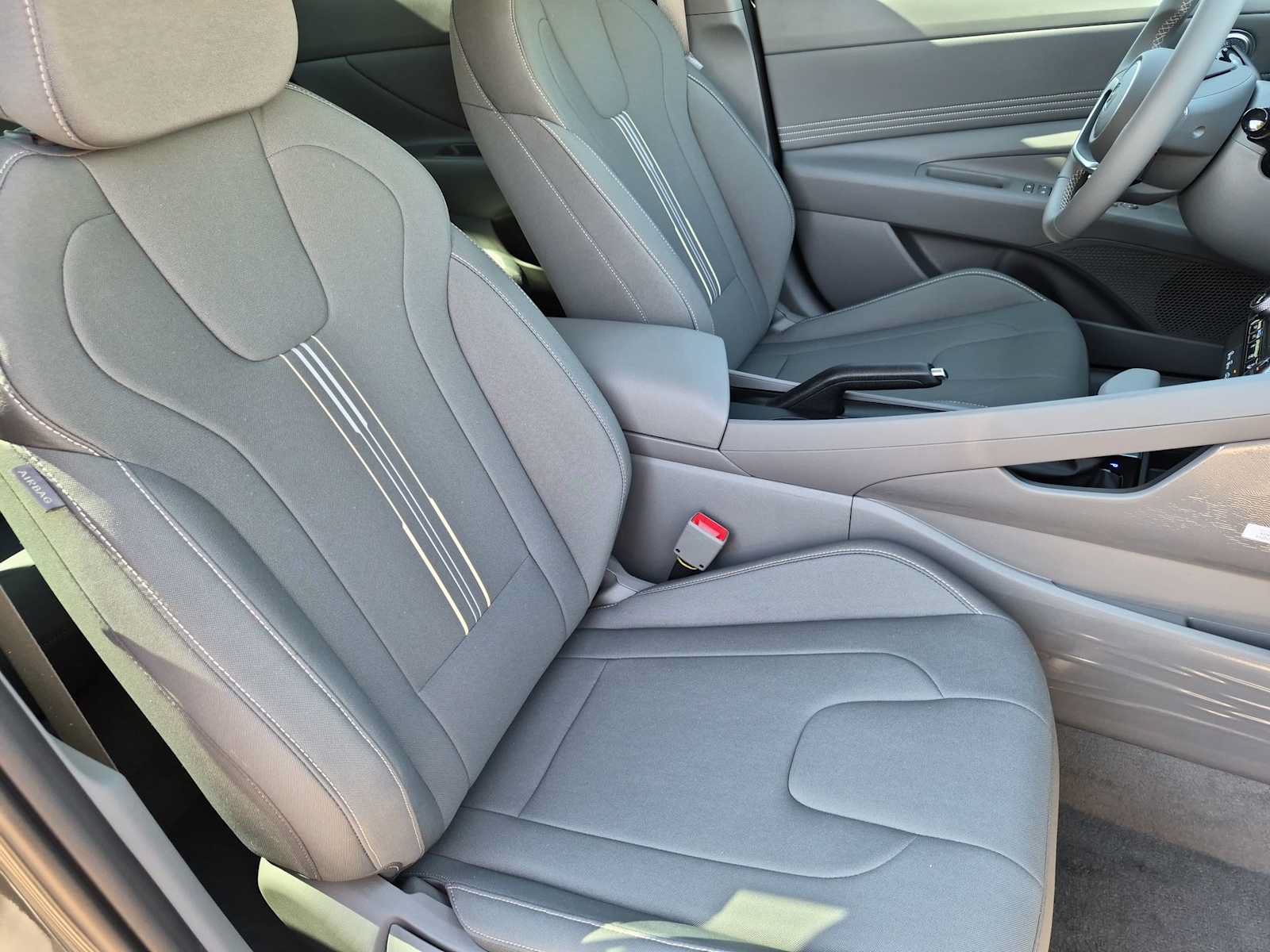 New 2026 Hyundai Elantra Sport w/ Cargo Package FWD image 20
