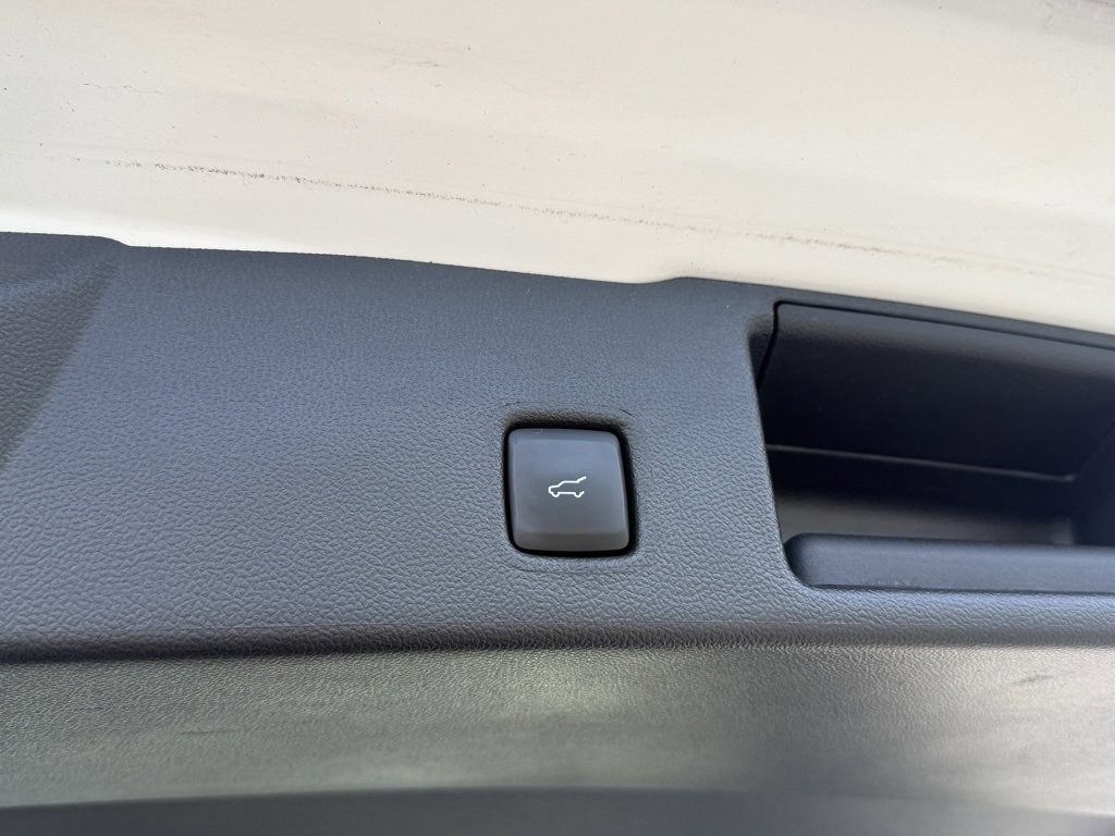 Used 2022 Ford Escape SE w/ Convenience Package image 6