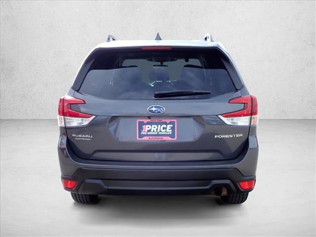 Used 2022 Subaru Forester Premium AWD/4WD image 3