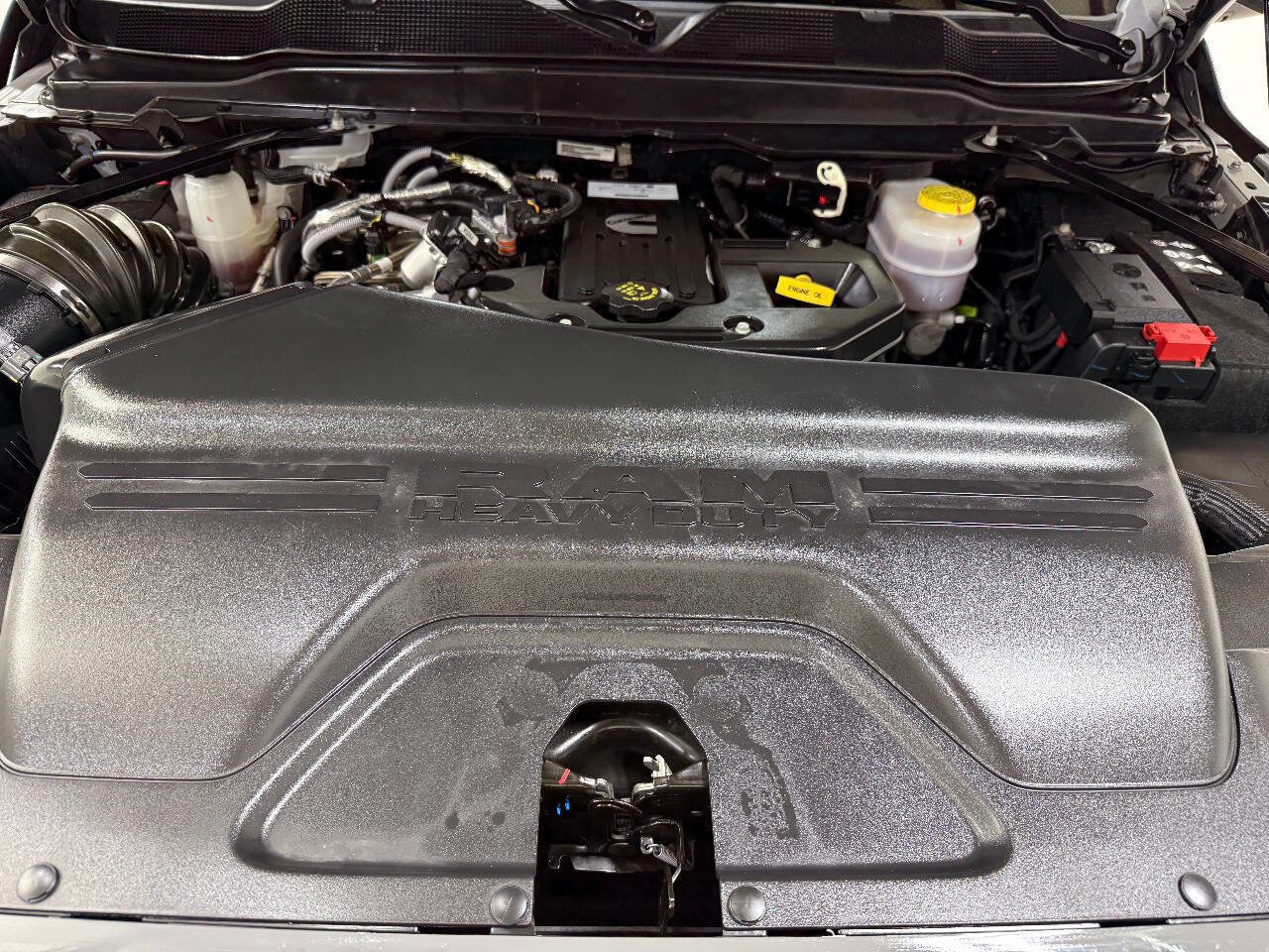Used 2026 RAM 3500 Laramie w/ Night Edition AWD/4WD image 96