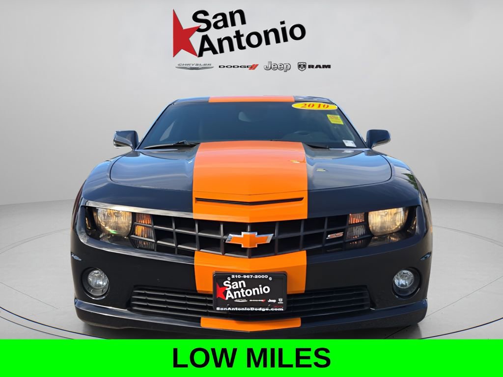 Used 2010 Chevrolet Camaro SS image 3