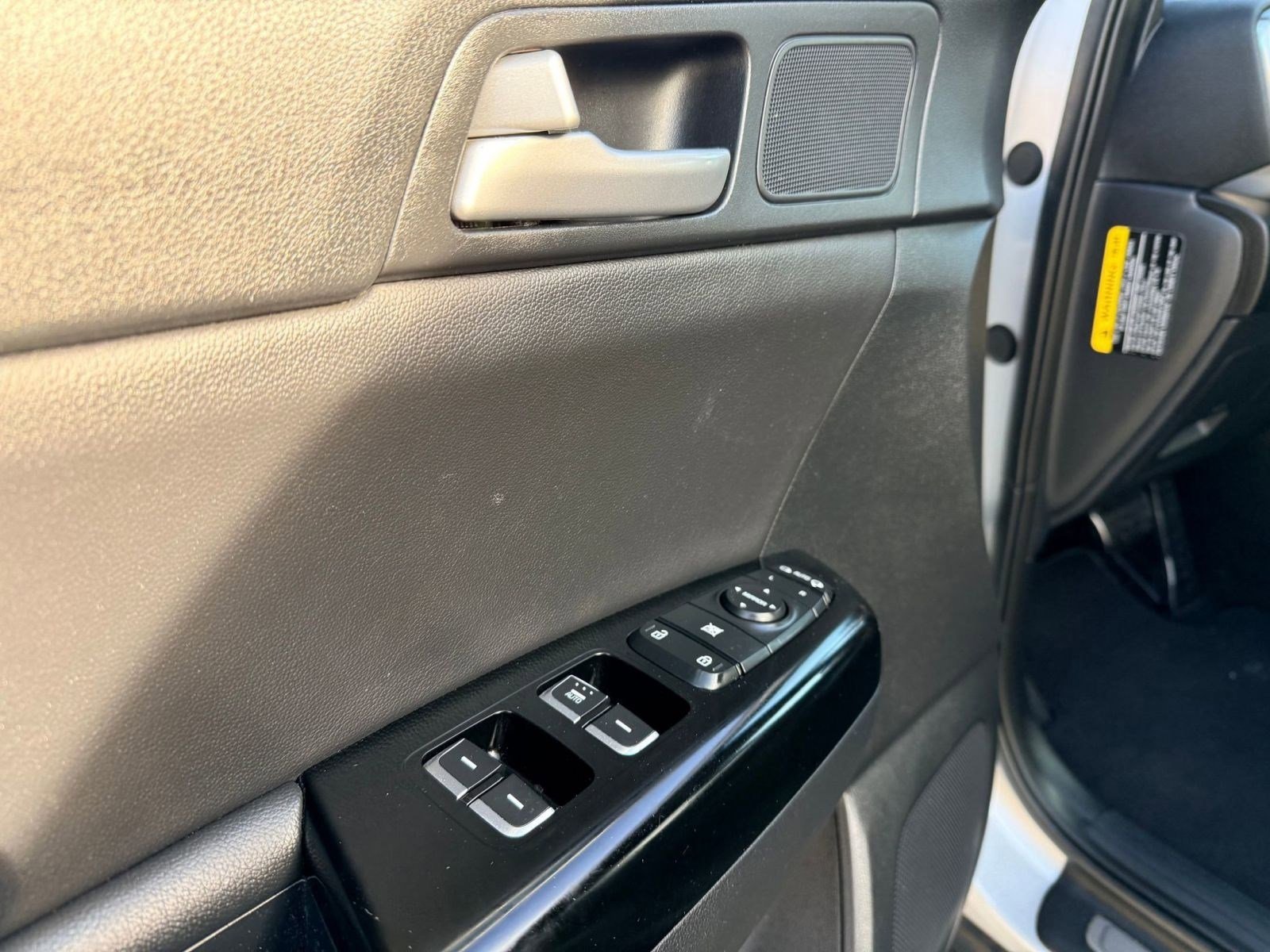 Used 2022 Kia Sportage Nightfall Edition w/ Nighfall AWD Premium Package image 20