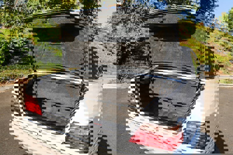 Used 1995 Mercedes-Benz E 320 Convertible image 87