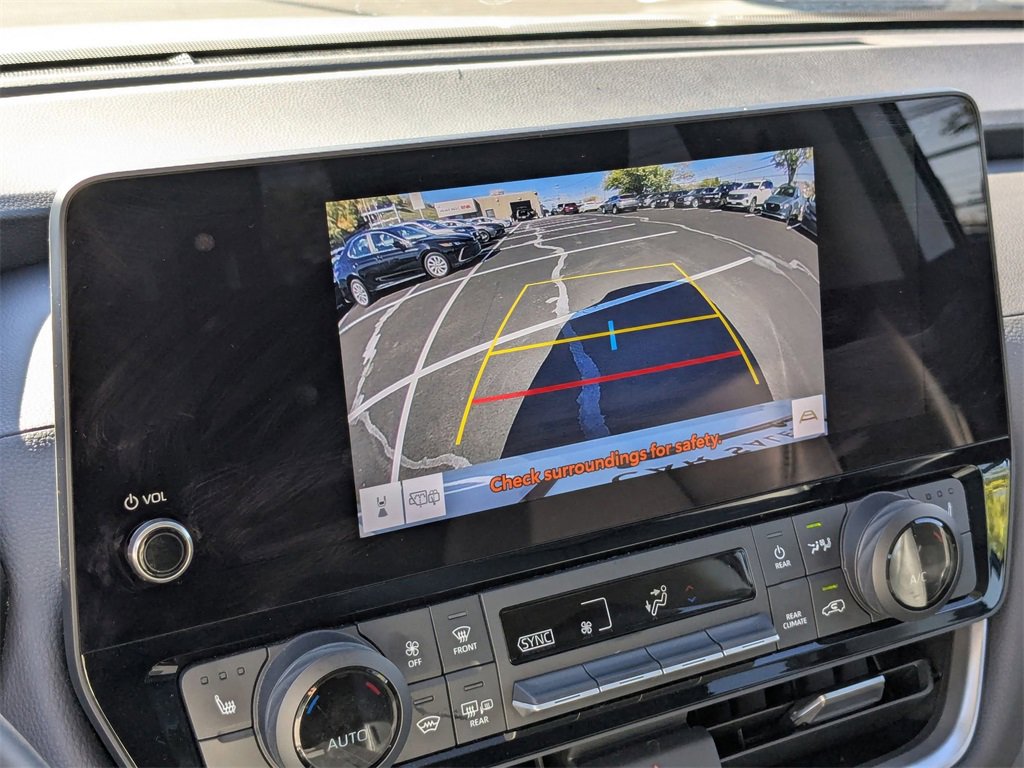 Used 2025 Toyota Grand Highlander FWD image 23