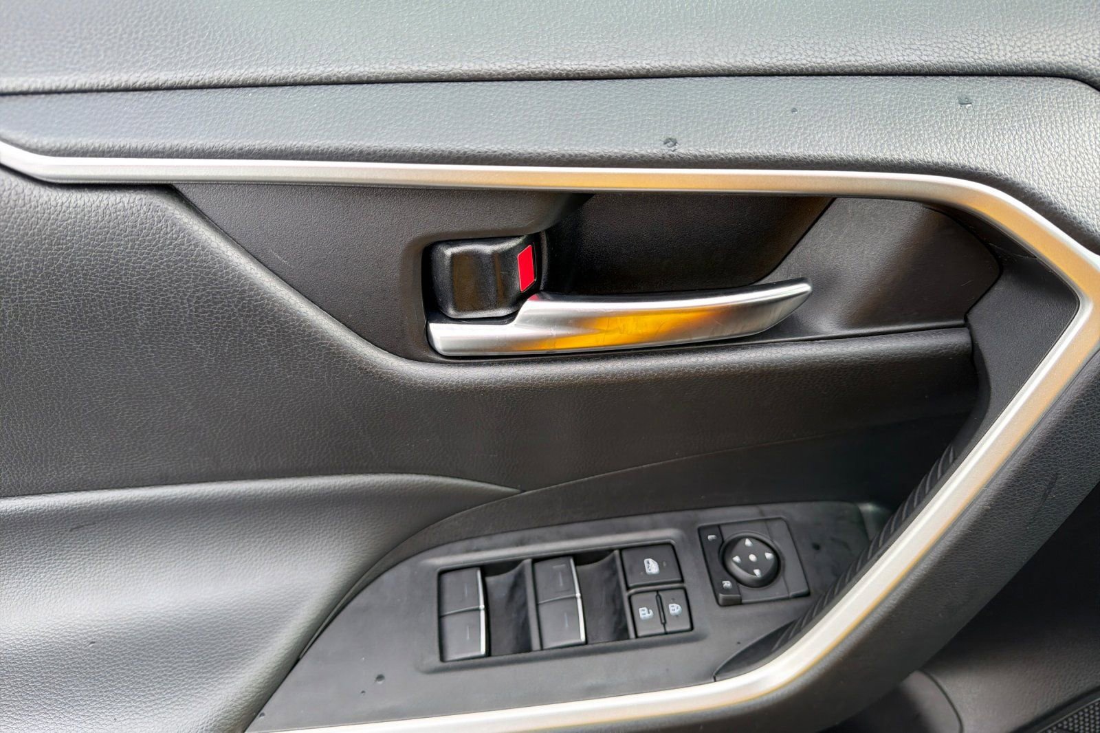 Certified 2025 Toyota RAV4 XLE image 13