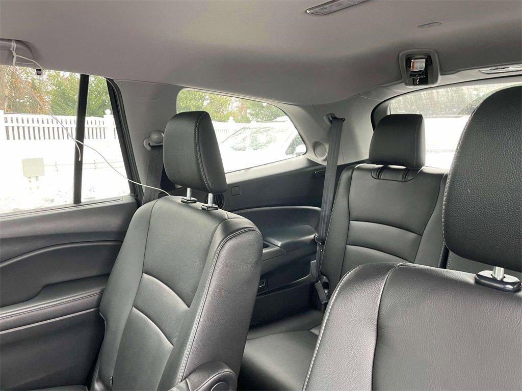 Certified 2022 Honda Pilot Touring image 12
