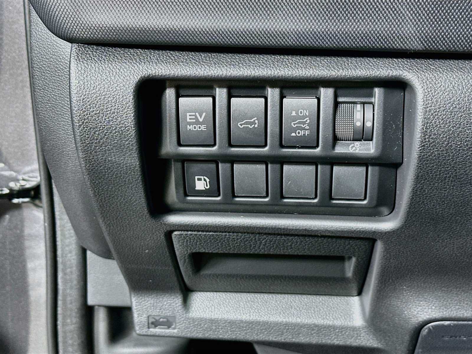 Certified 2026 Subaru Forester Premium AWD/4WD image 10