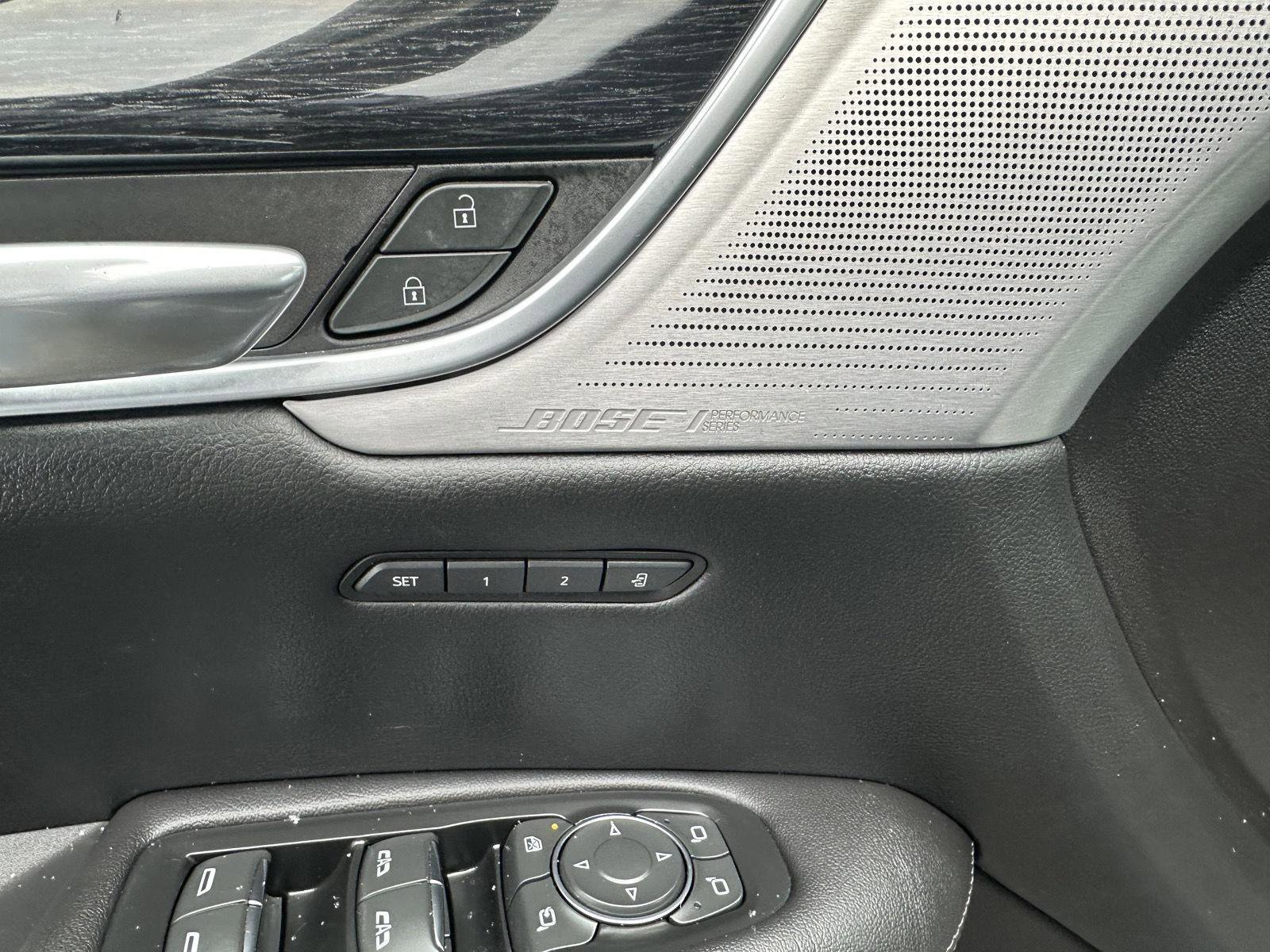 Used 2023 Cadillac XT5 Premium Luxury image 25