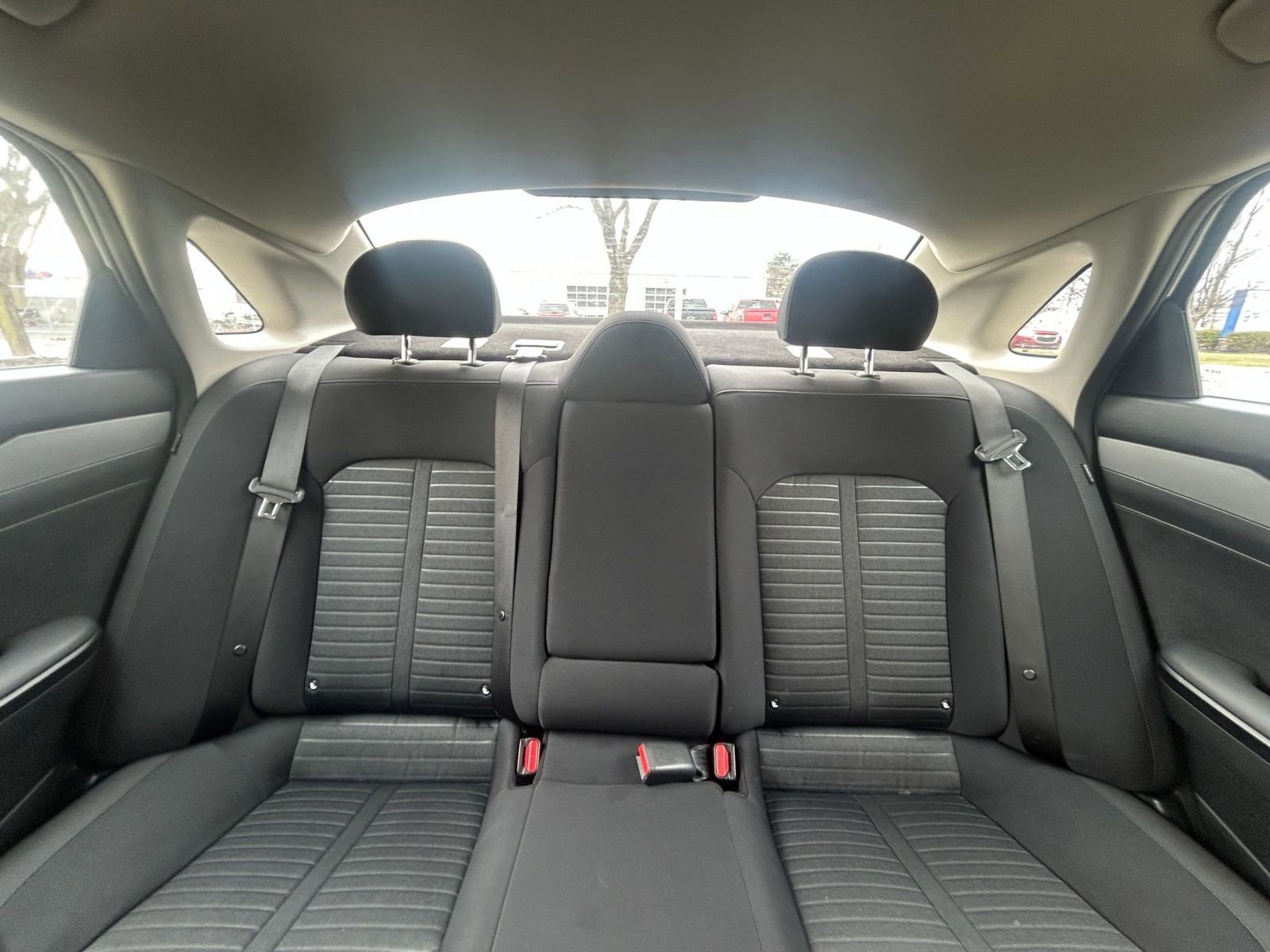 Used 2025 Kia K5 LXS image 38