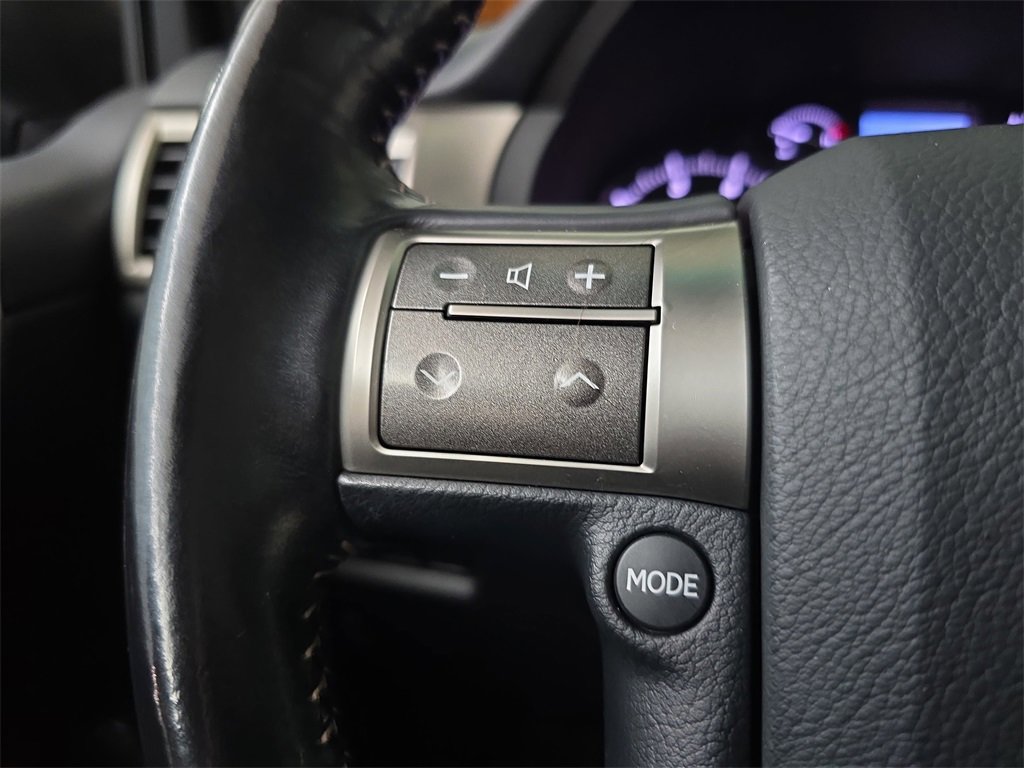 Used 2016 Lexus GX 460 image 19