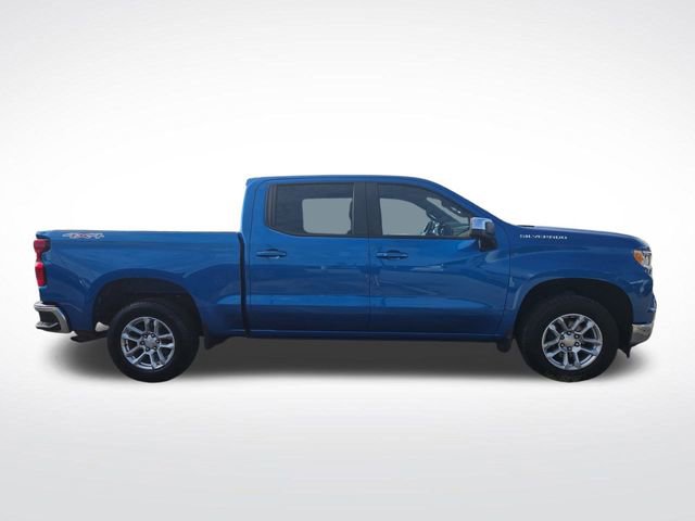 Used 2022 Chevrolet Silverado 1500 LT image 2