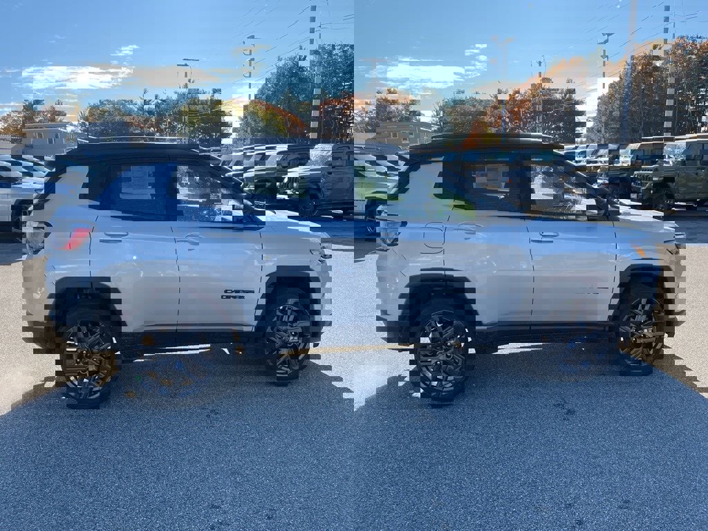 New 2026 Jeep Compass Limited image 8