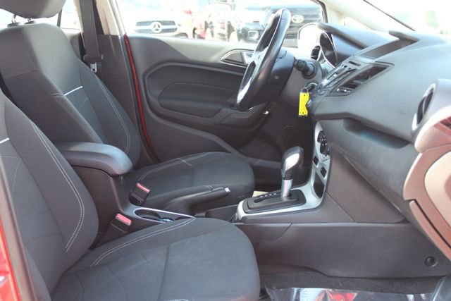 Used 2014 Ford Fiesta SE image 29