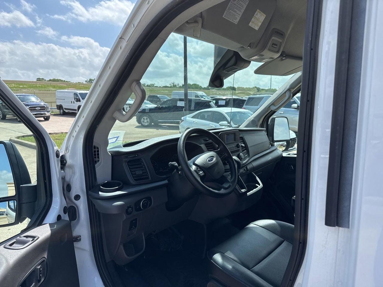 Used 2023 Ford Transit 250 148 High Roof AWD image 17