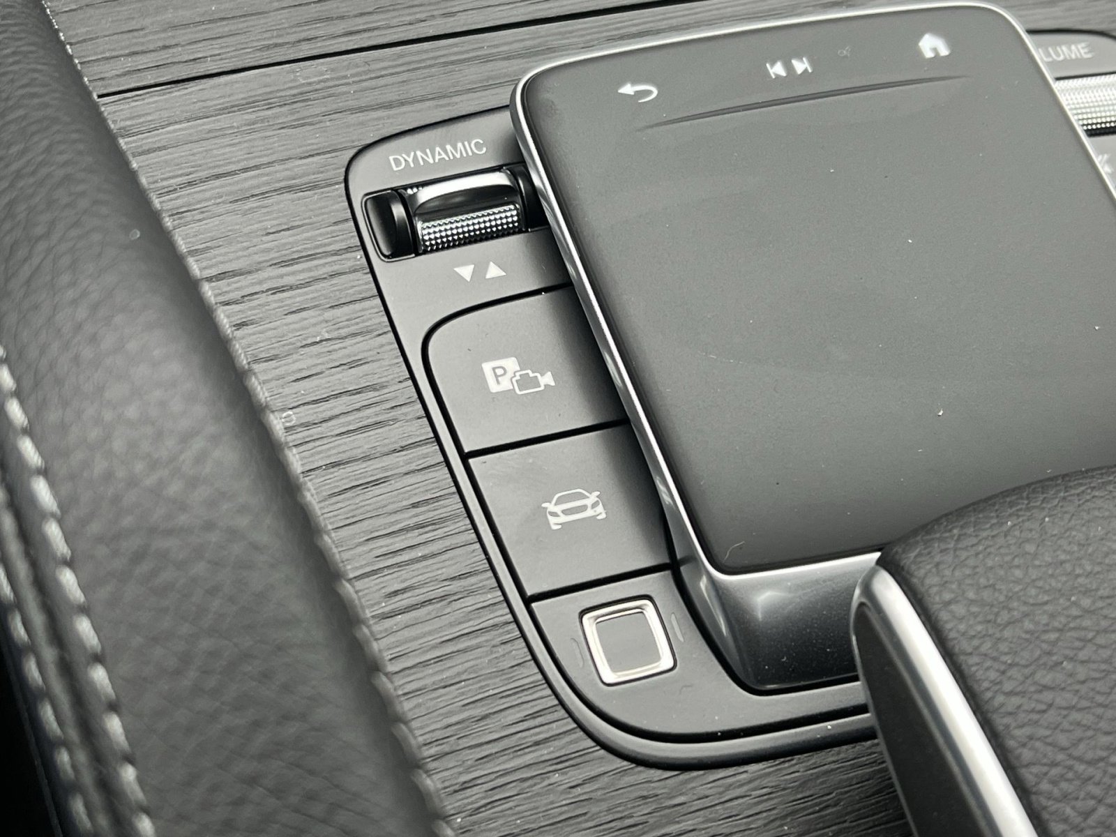 New 2026 Mercedes-Benz GLE 450 4MATIC image 33