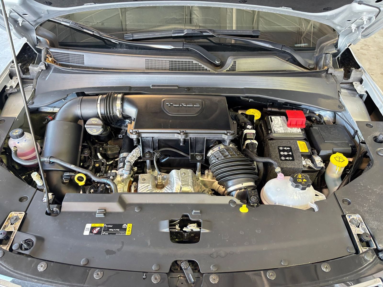 Used 2025 Jeep Compass Limited image 32