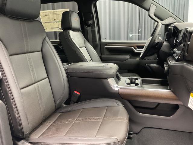 New 2026 Chevrolet Silverado 3500 High Country w/ High Country Premium Package image 17