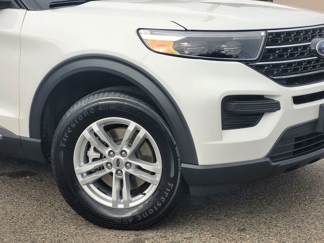 Certified 2022 Ford Explorer XLT image 6