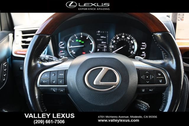 Used 2018 Lexus LX 570 4WD w/ Luxury Package image 9
