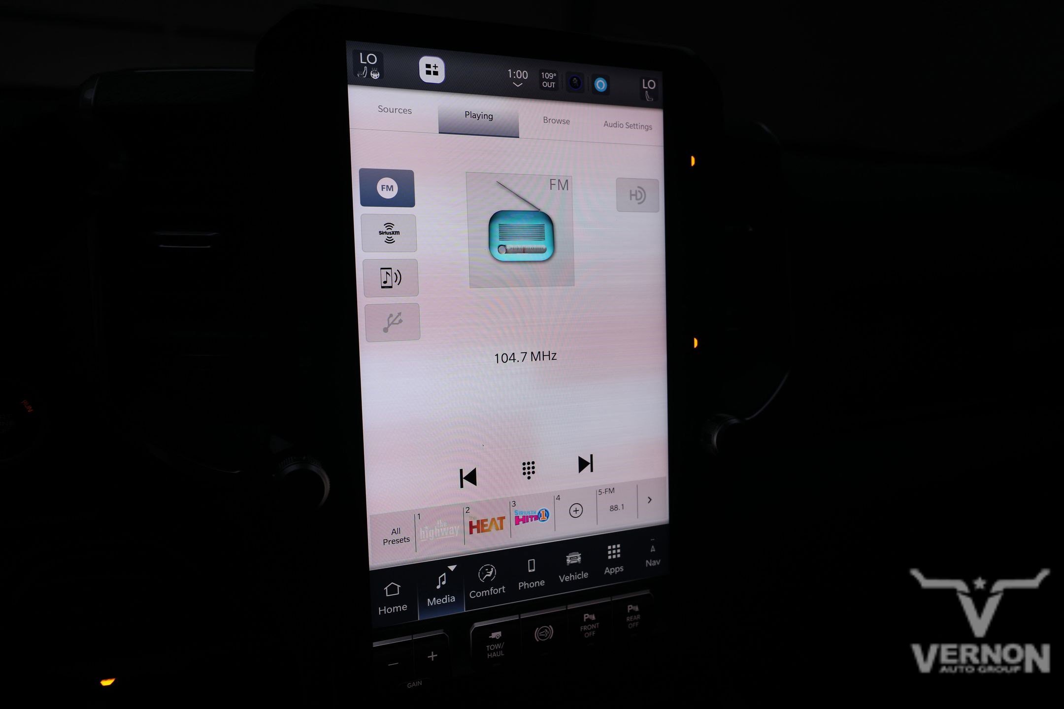 New 2025 RAM 3500 Laramie image 32