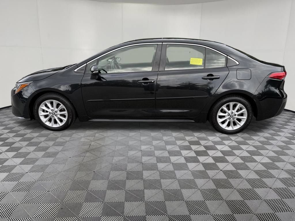 Used 2020 Toyota Corolla XLE FWD image 8