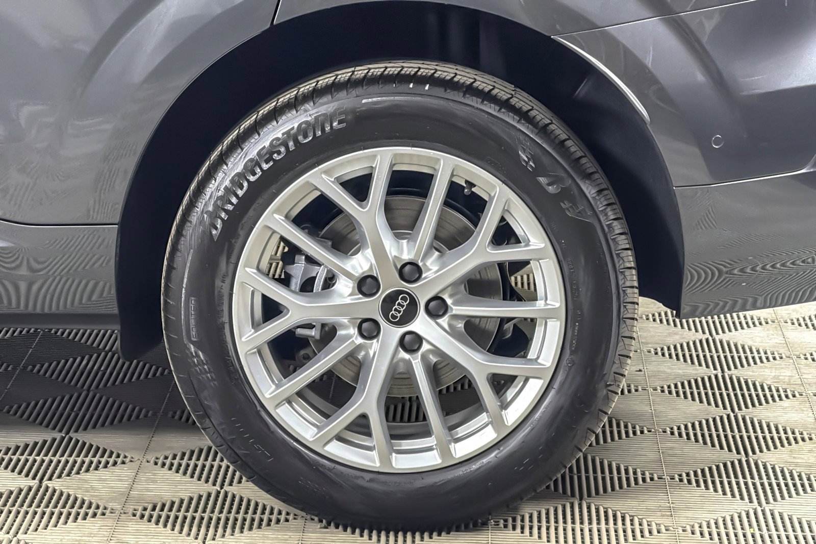 New 2026 Audi Q3 quattro 2.0T AWD/4WD image 25