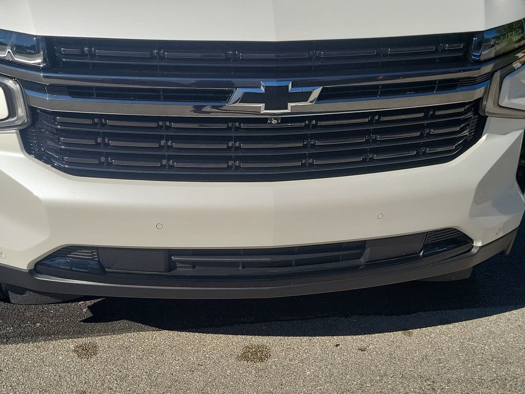 Certified 2022 Chevrolet Suburban RST w/ Sport Performance Package image 10