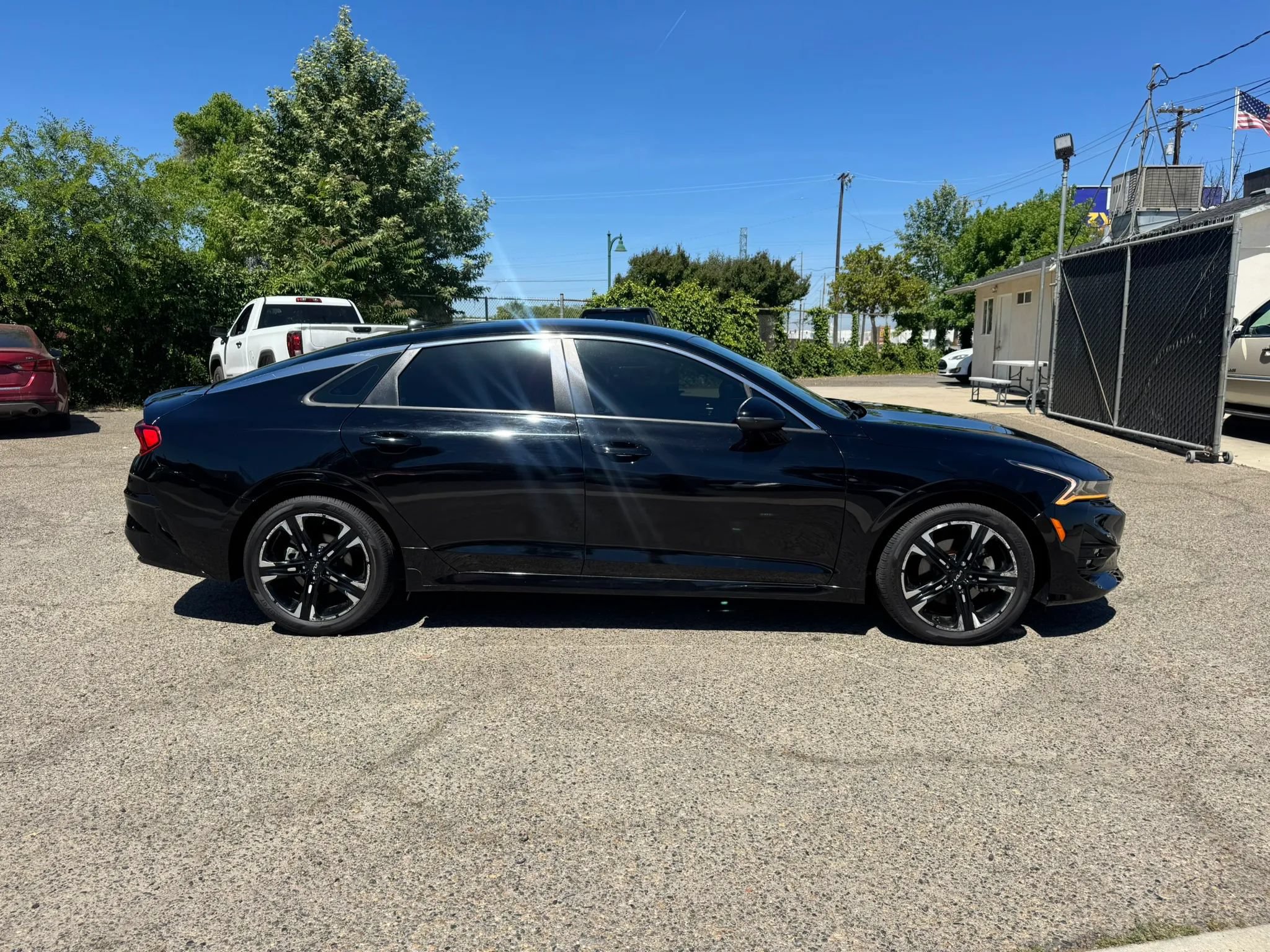 Used 2024 Kia K5 GT-Line w/ GT-Line Premium Package FWD image 4