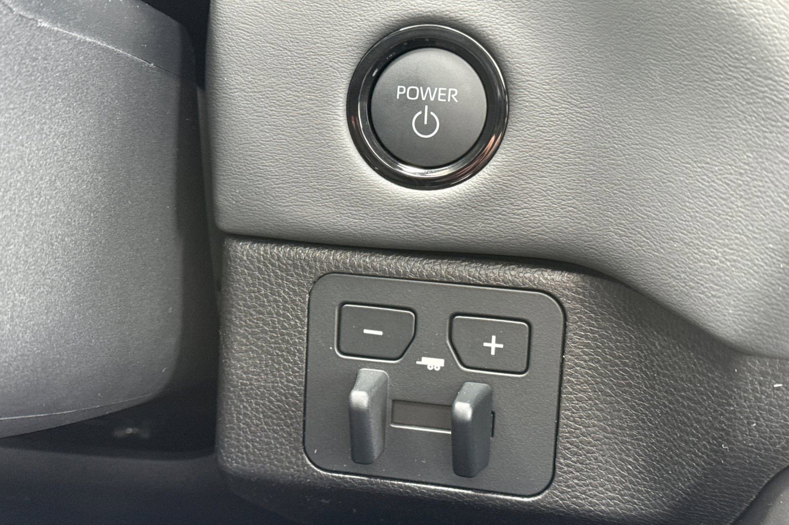 New 2025 Toyota Tundra Platinum image 21