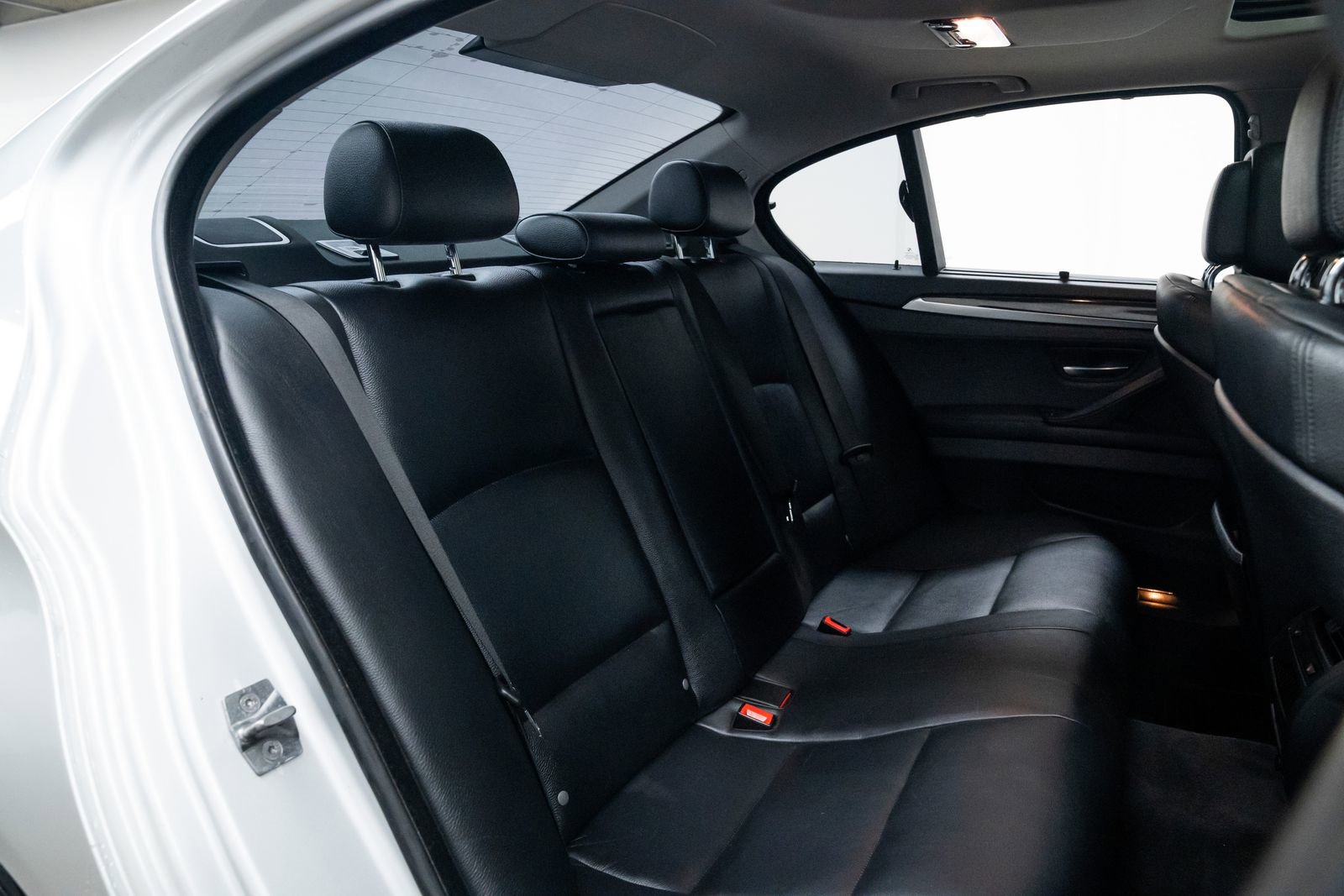 Used 2011 BMW 535i xDrive Sedan AWD/4WD image 23